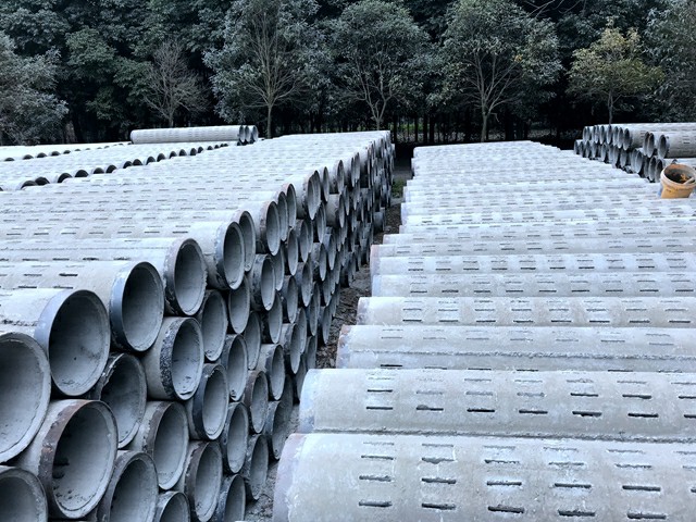 四川鋼筋混凝土濾水花管